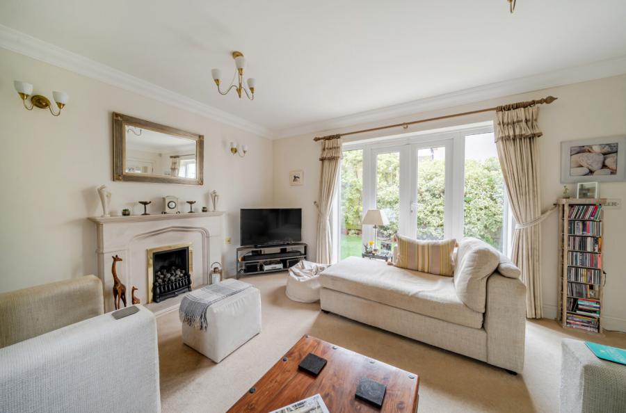 4 bedroom  detached house for sale