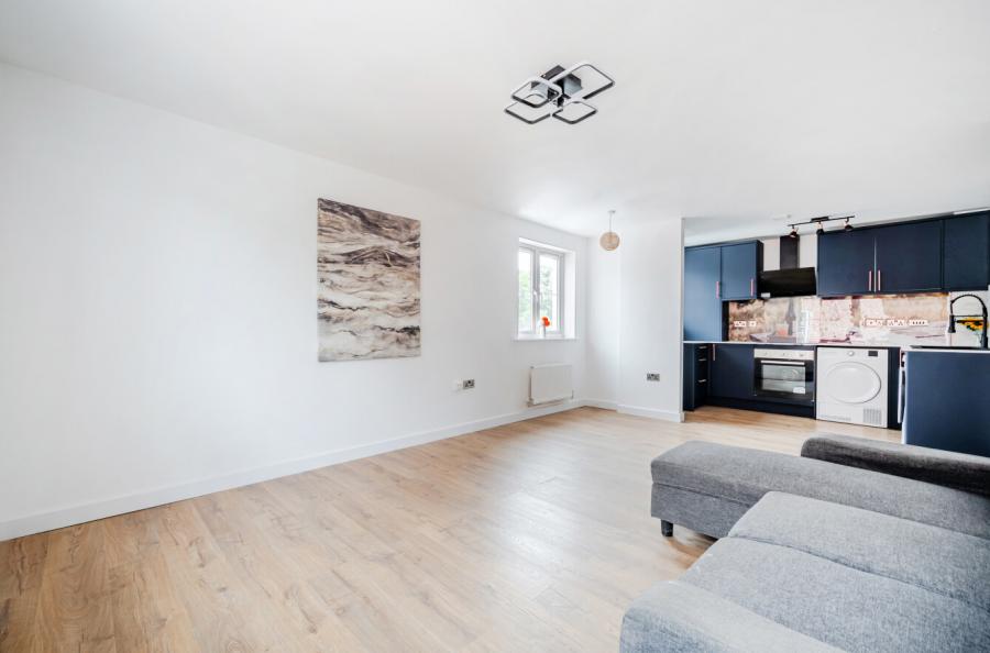2 bedroom apartment to rent