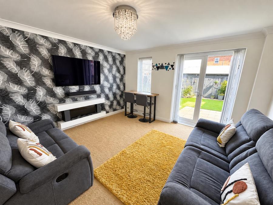 2 bedroom house to rent