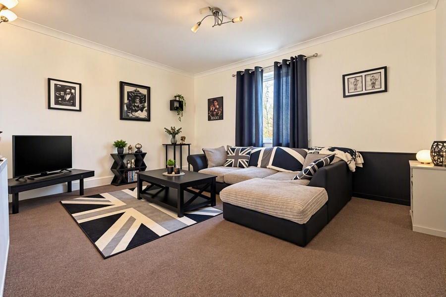 2 bedroom apartment to rent