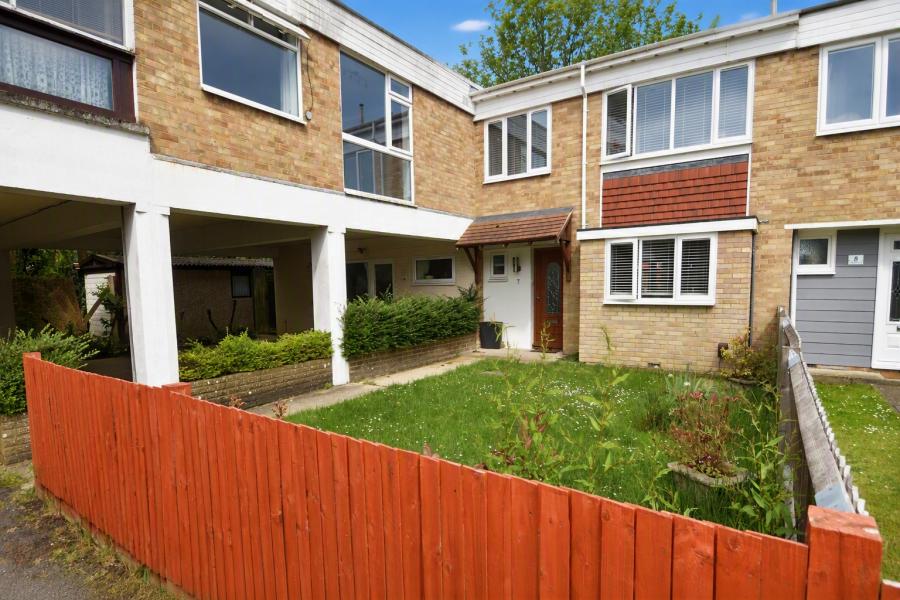 4 bedroom terraced house to rent