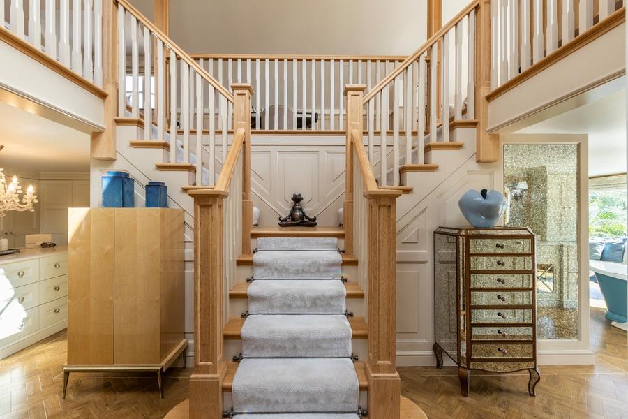7 bedroom  detached house for sale