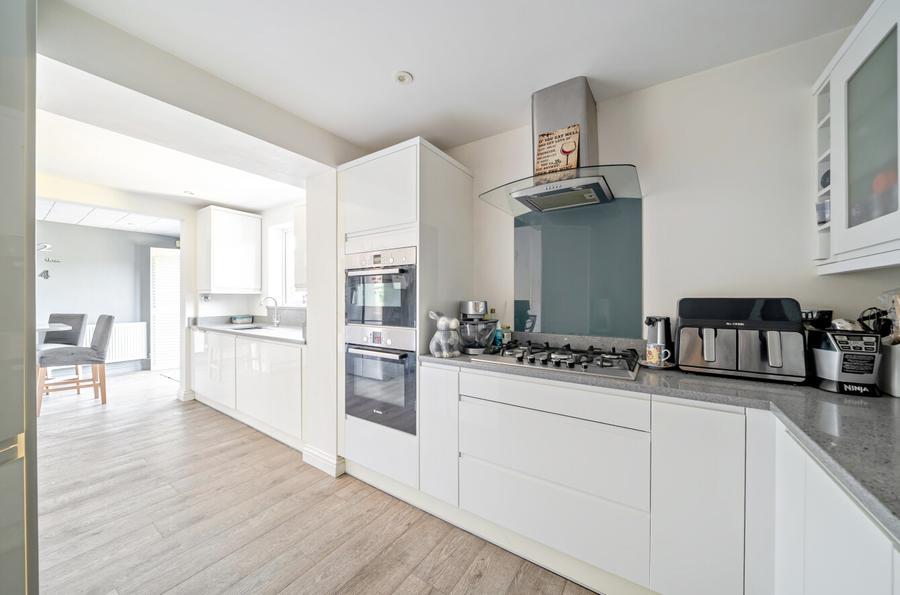 5 bedroom house for sale