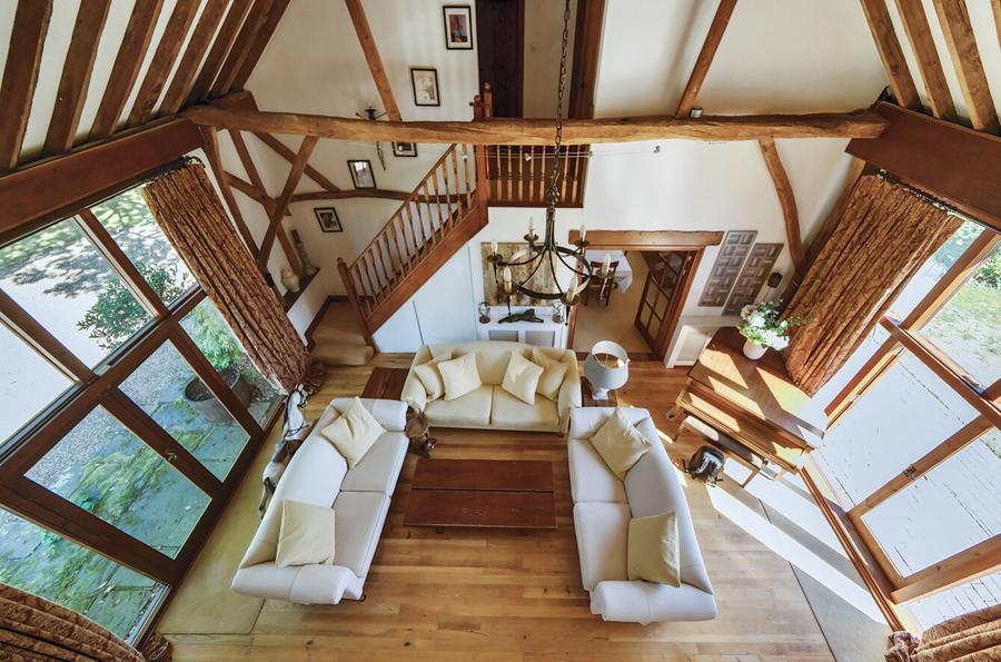 5 bedroom  detached house for sale