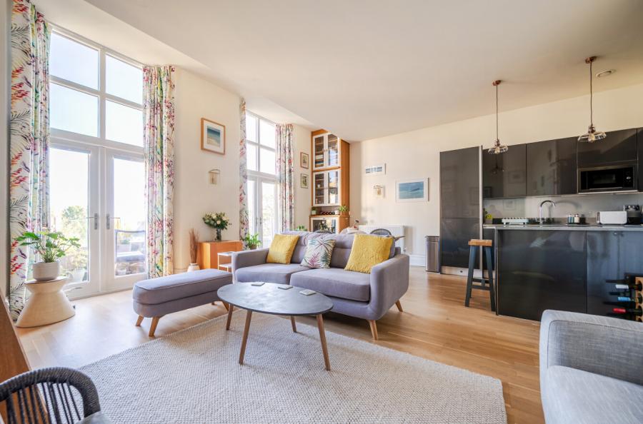 2 bedroom apartment for sale