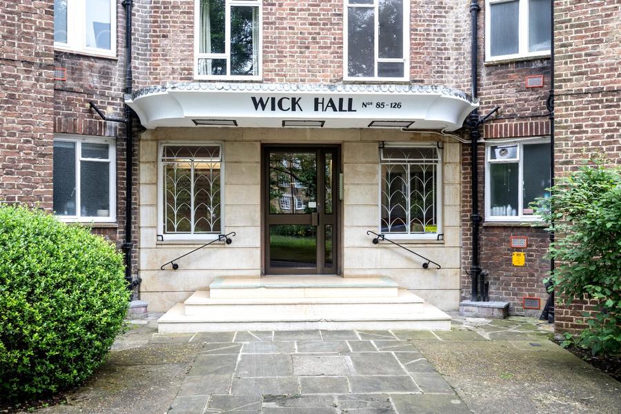 2 bedroom apartment for sale