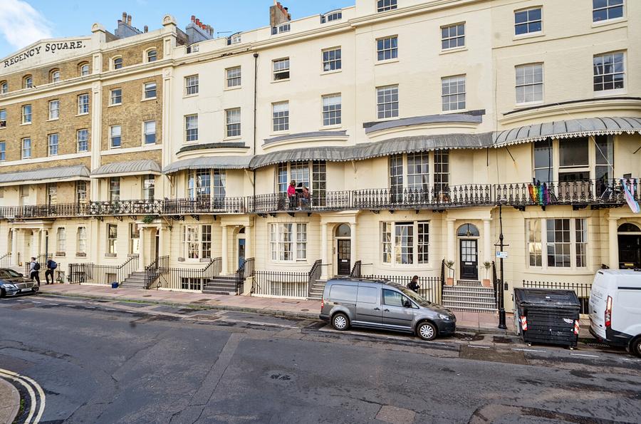 1 bedroom apartment for sale