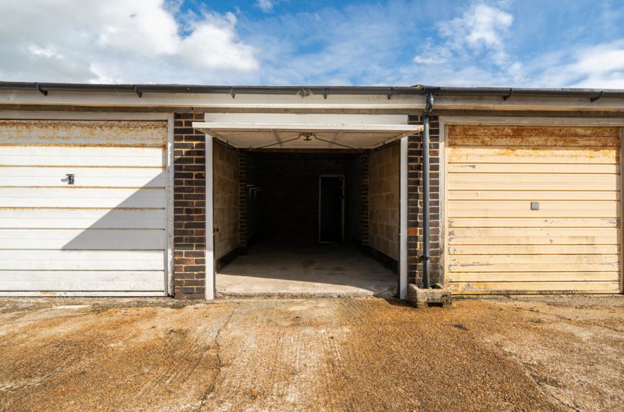 garage/parking space for sale