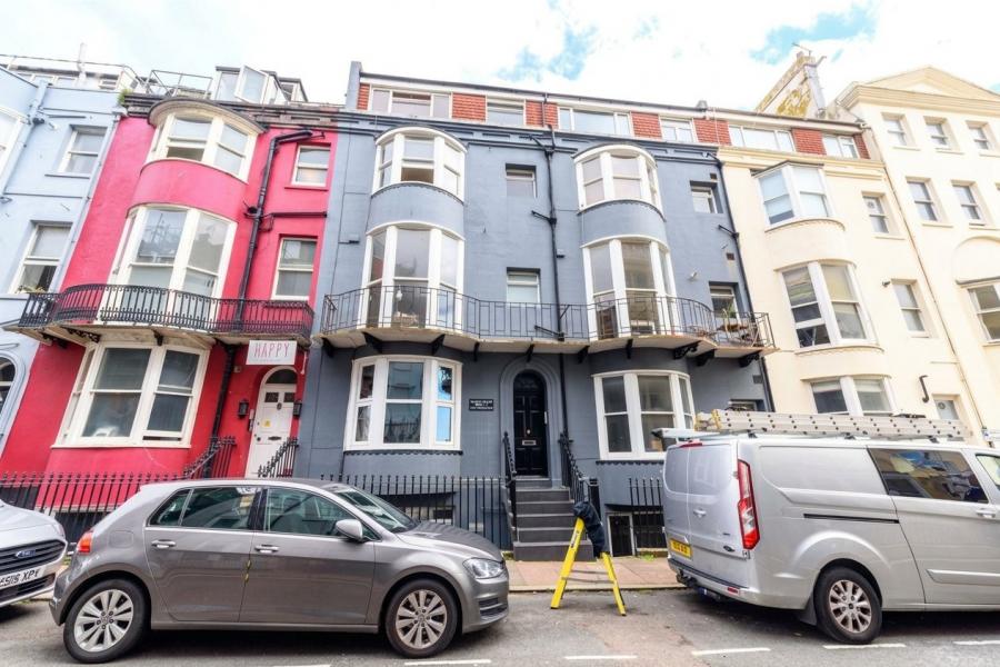 1 bedroom apartment for sale