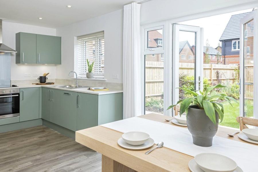 3 bedroom  terraced house for sale