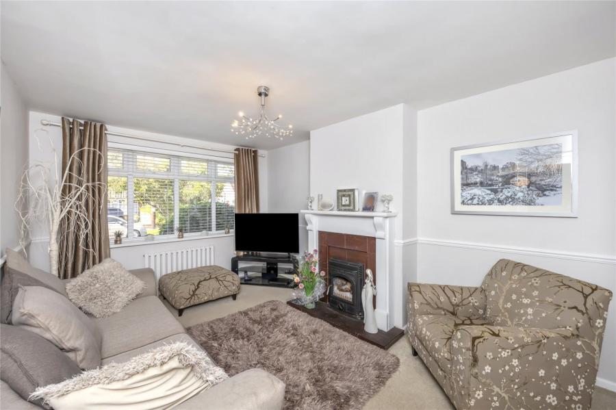 4 bedroom  semi-detached house for sale