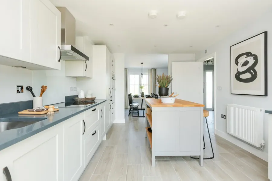 4 bedroom  detached house for sale