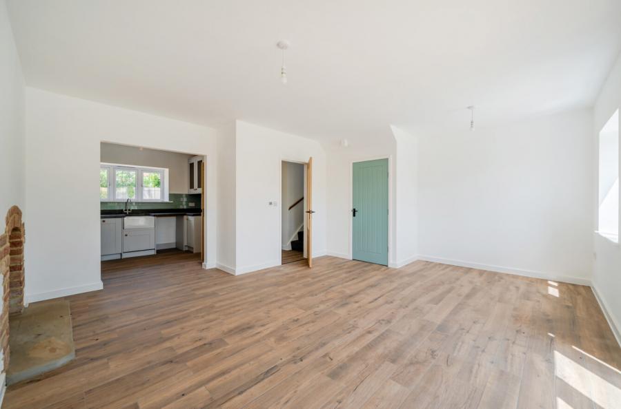 3 bedroom  detached detached house for sale