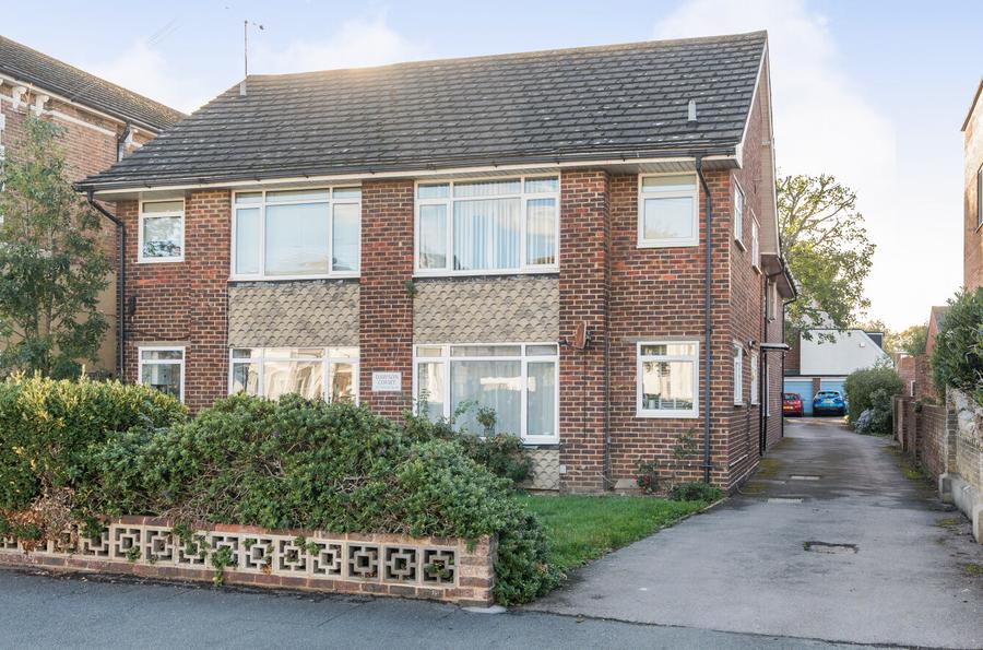 1 bedroom apartment to rent
