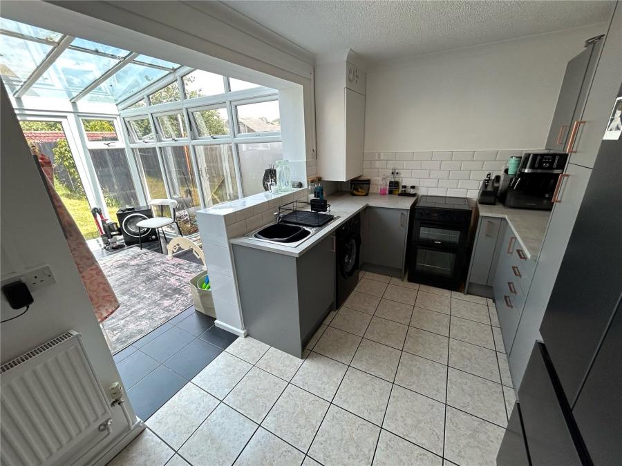2 bedroom  semi-detached house to rent