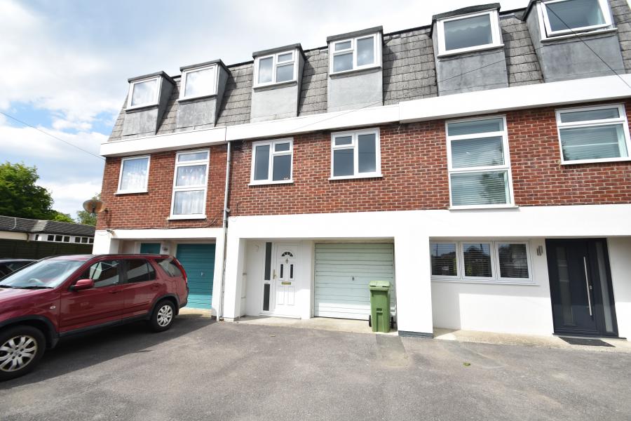 4 bedroom house to rent