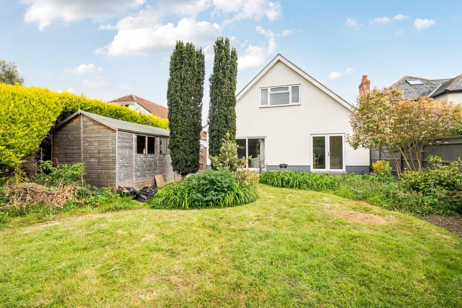 3 bedroom  detached house for sale