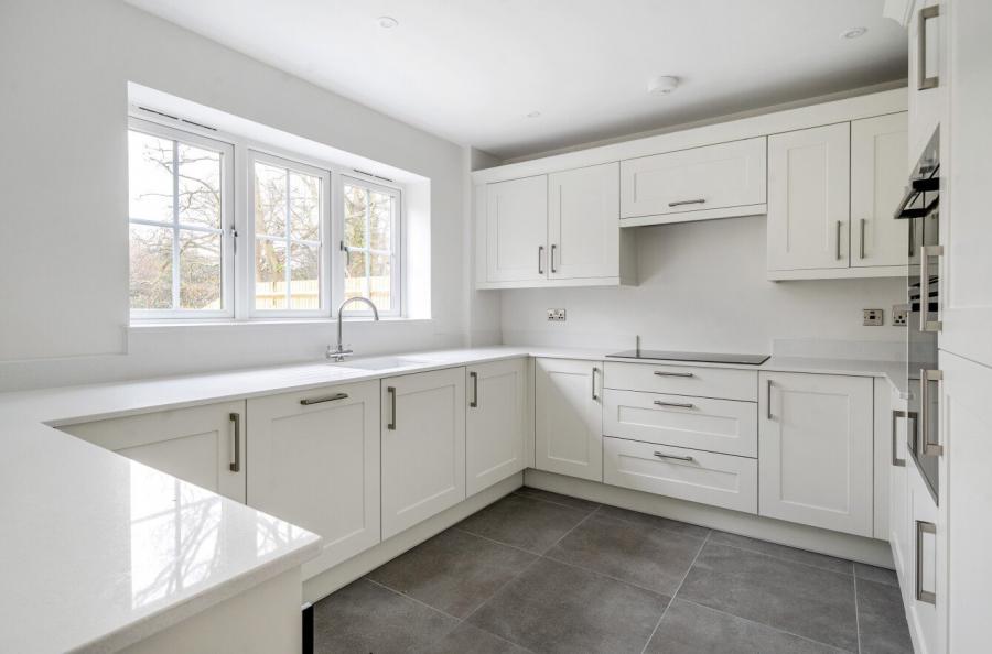5 bedroom house for sale