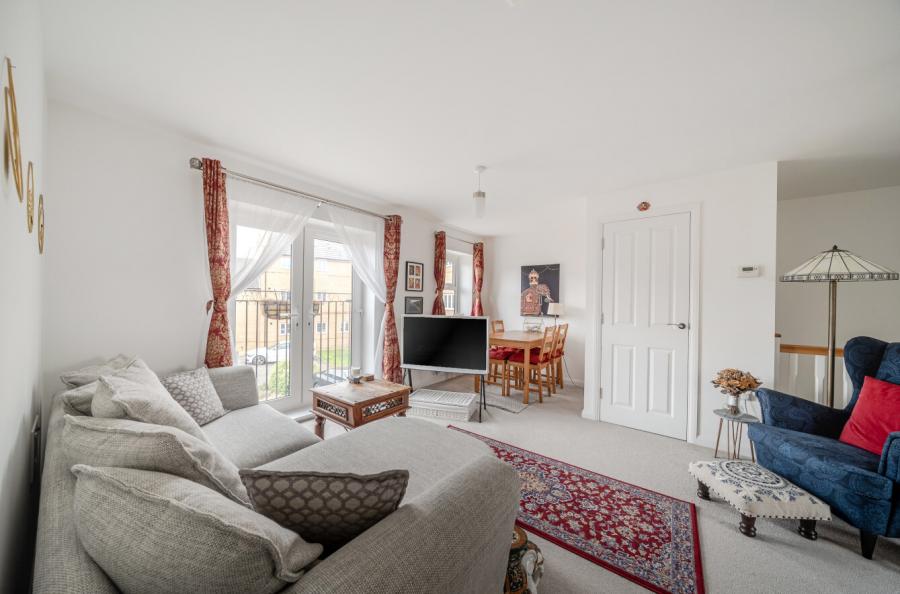 2 bedroom house for sale
