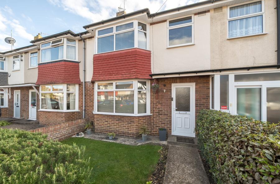 3 bedroom  terraced house to rent