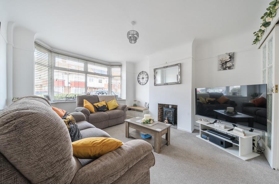 3 bedroom  terraced house to rent
