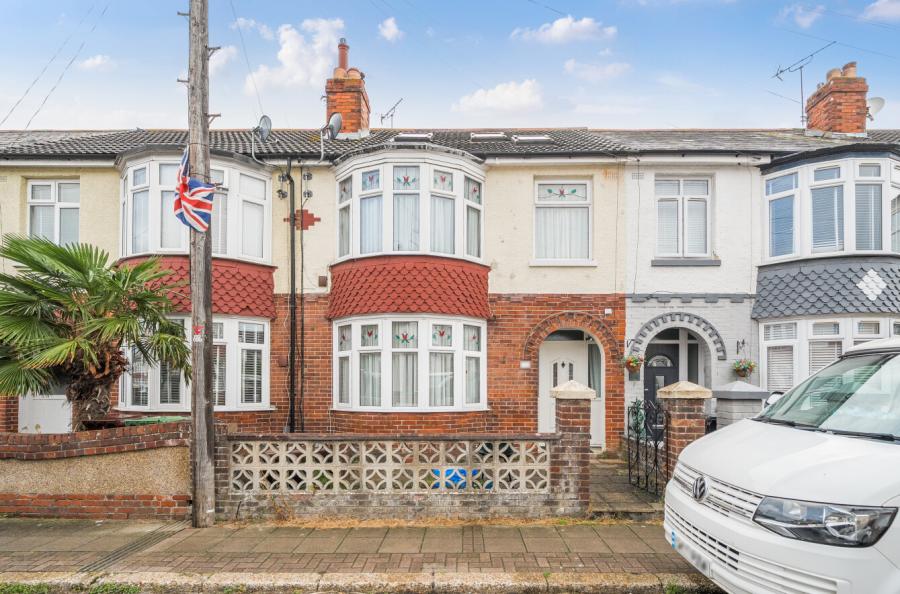 3 bedroom terraced house to rent