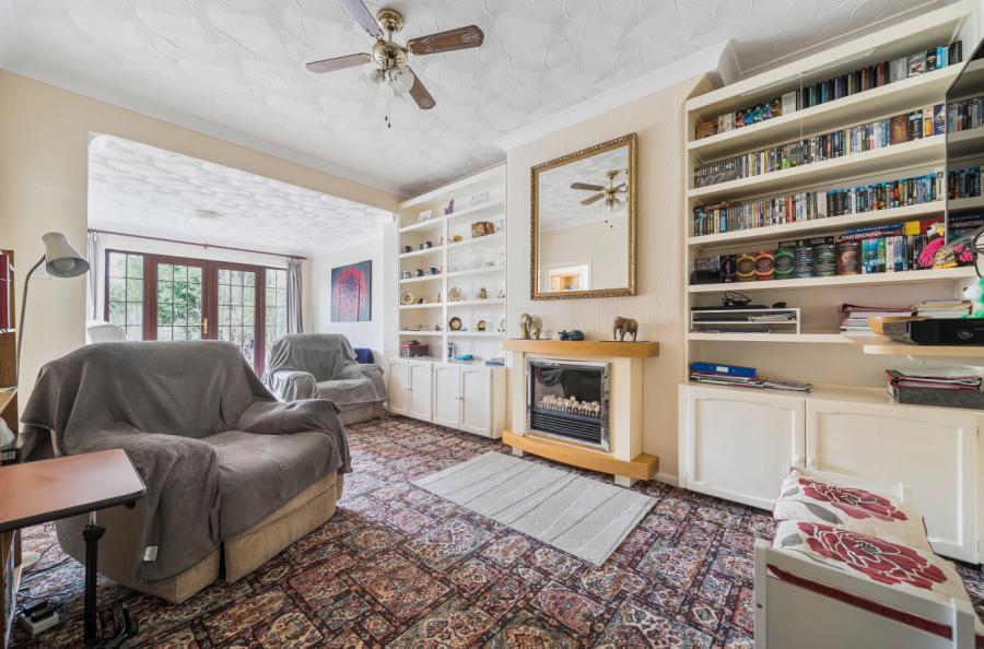 4 bedroom  detached house for sale