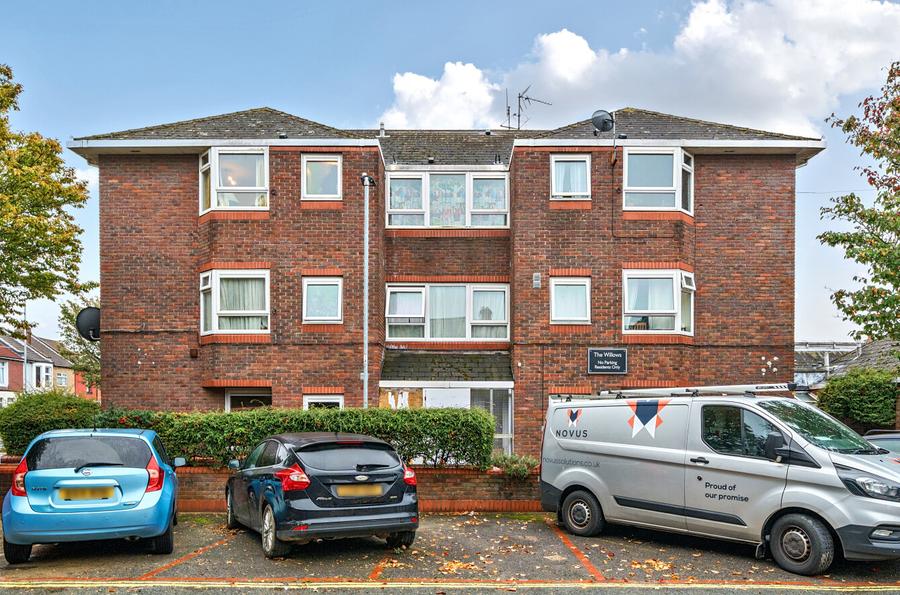 1 bedroom apartment for sale