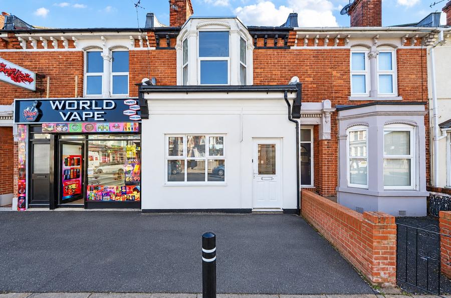 3 bedroom  terraced house for sale