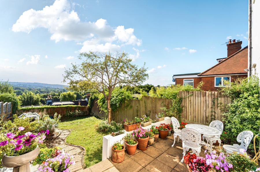 4 bedroom  terraced house for sale
