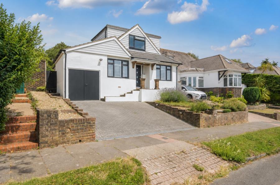 3 bedroom  detached house for sale