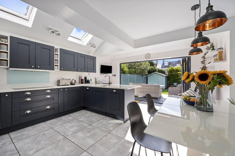 4 bedroom  semi-detached house for sale
