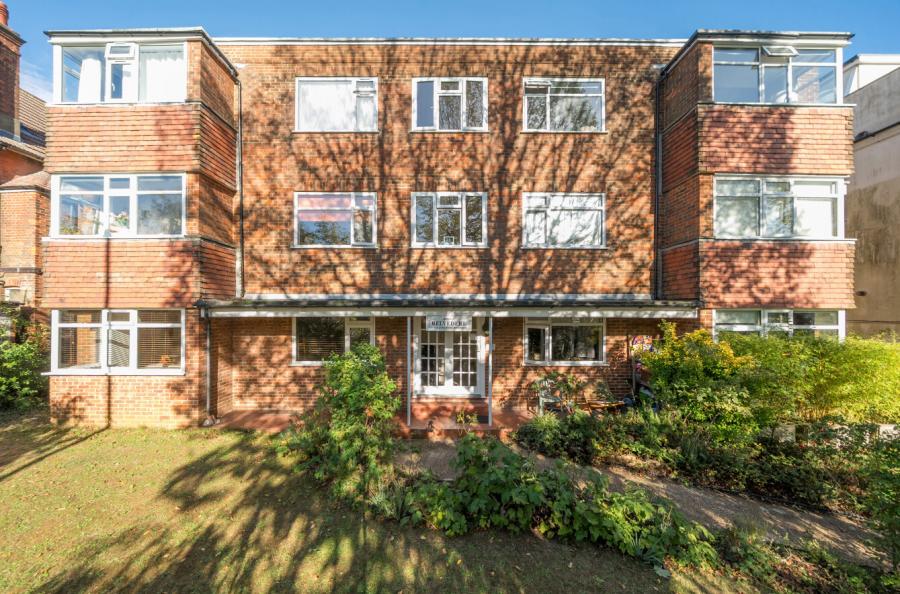 2 bedroom apartment for sale