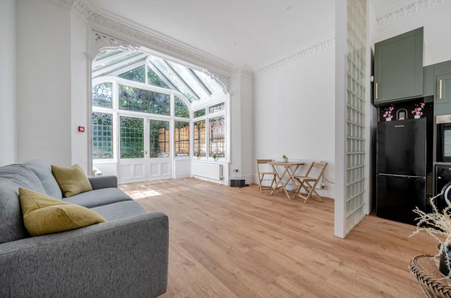 2 bedroom apartment for sale