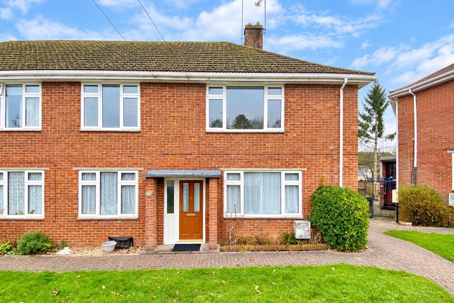 2 bedroom apartment to rent