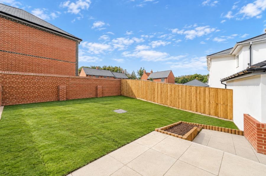 4 bedroom  detached house for sale