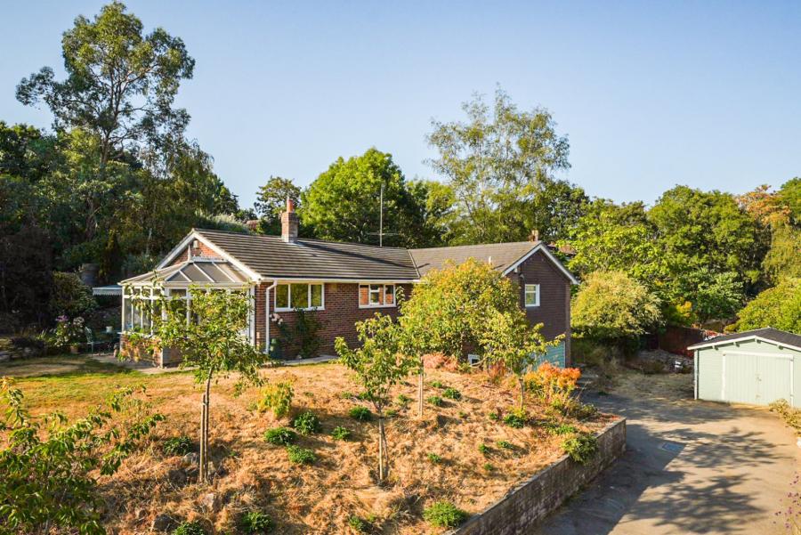 3 bedroom  detached house for sale