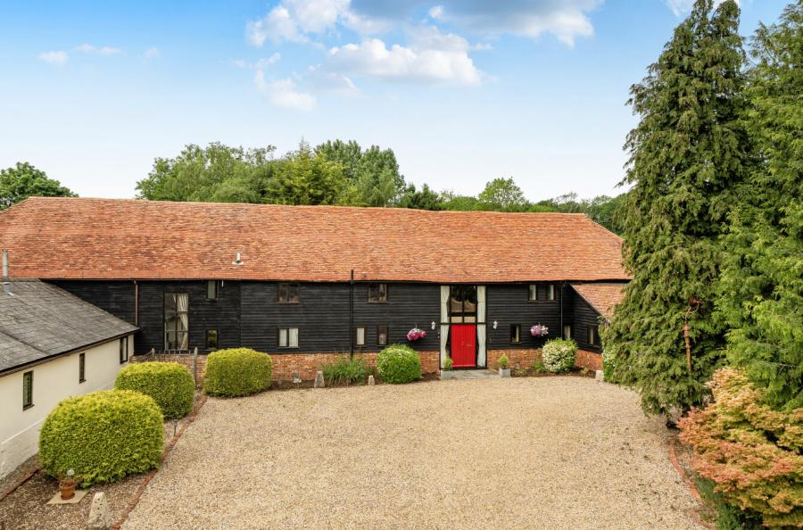 5 bedroom  semi-detached barn conversion for sale