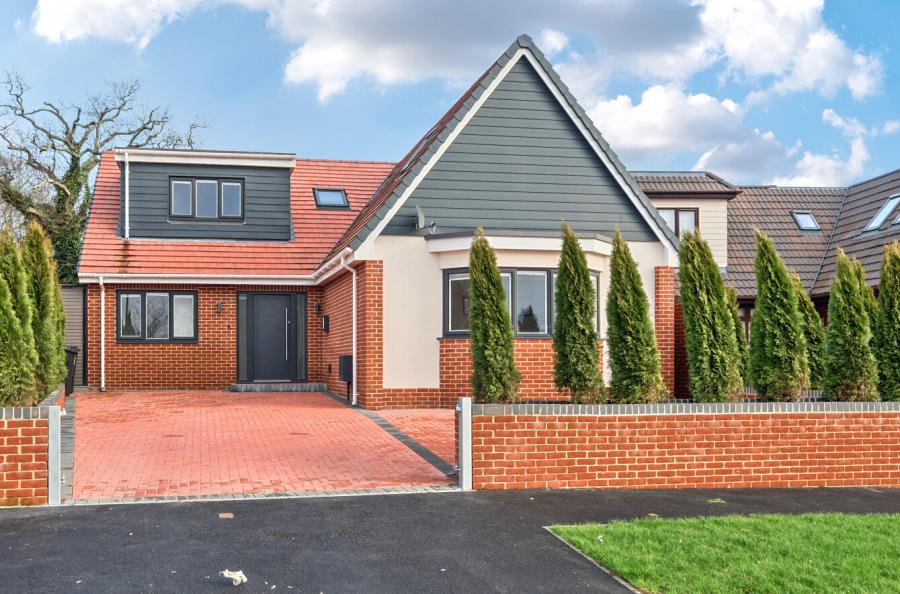 4 bedroom  detached house for sale