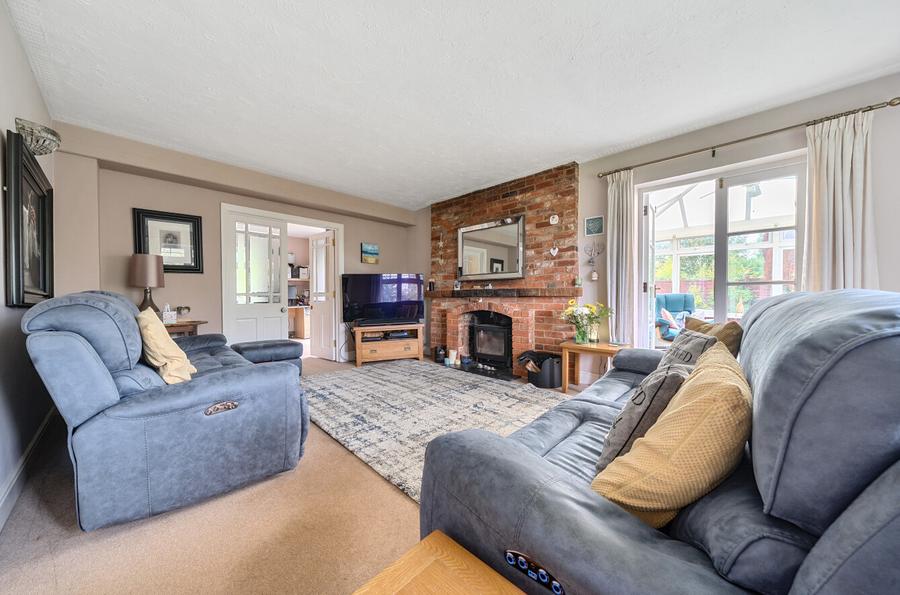 4 bedroom  detached house for sale
