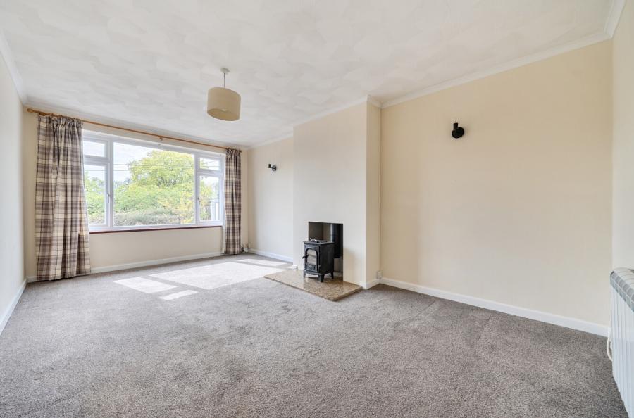 2 bedroom  semi-detached bungalow for sale