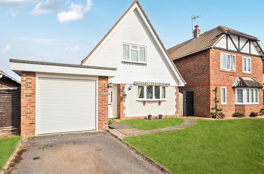 3 bedroom  detached house for sale