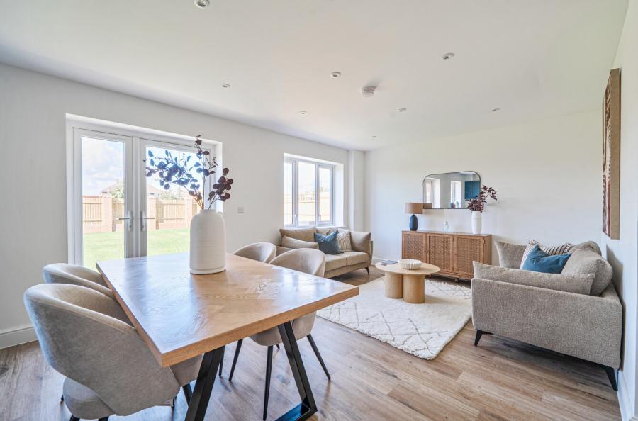 3 bedroom  detached house for sale
