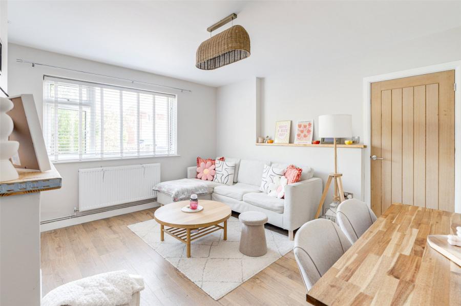 2 bedroom apartment for sale