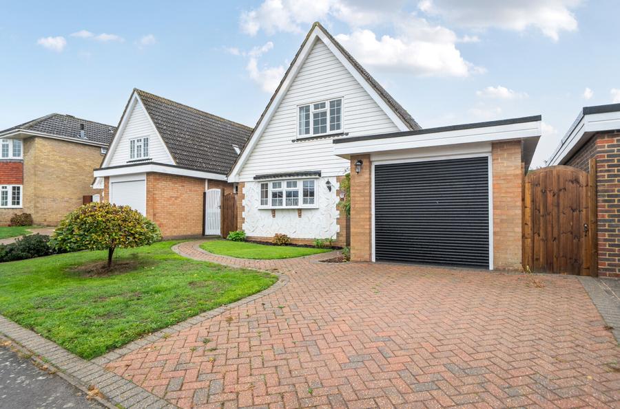 3 bedroom  detached bungalow for sale