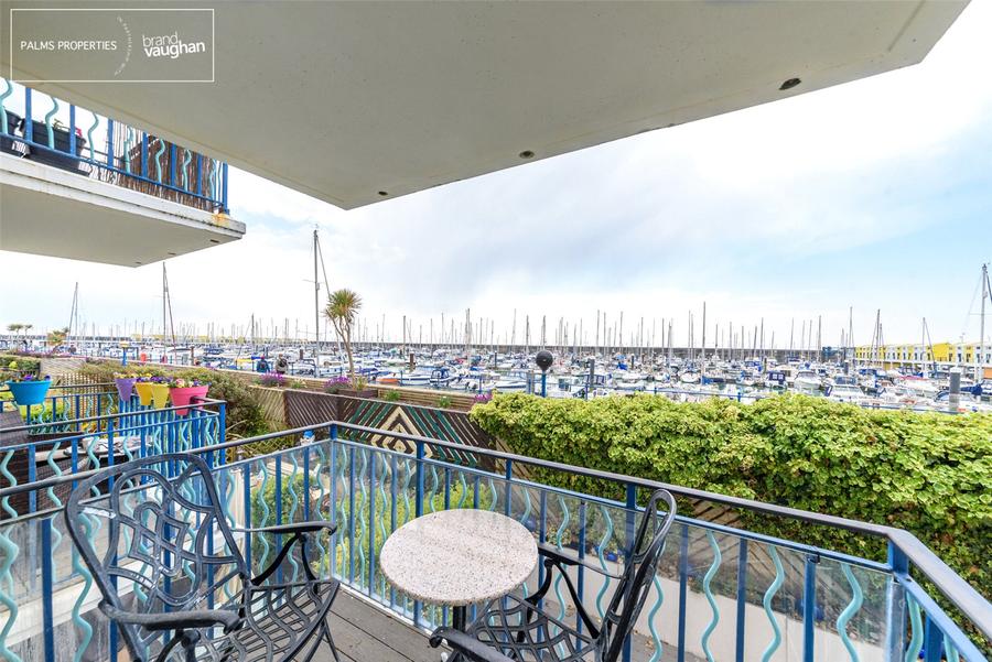 3 bedroom apartment to rent
