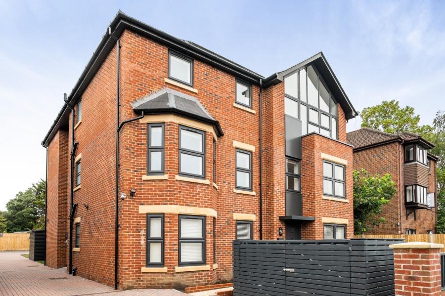 2 bedroom apartment to rent