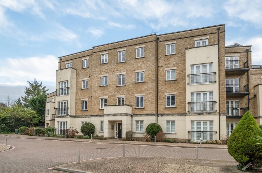 2 bedroom apartment to rent