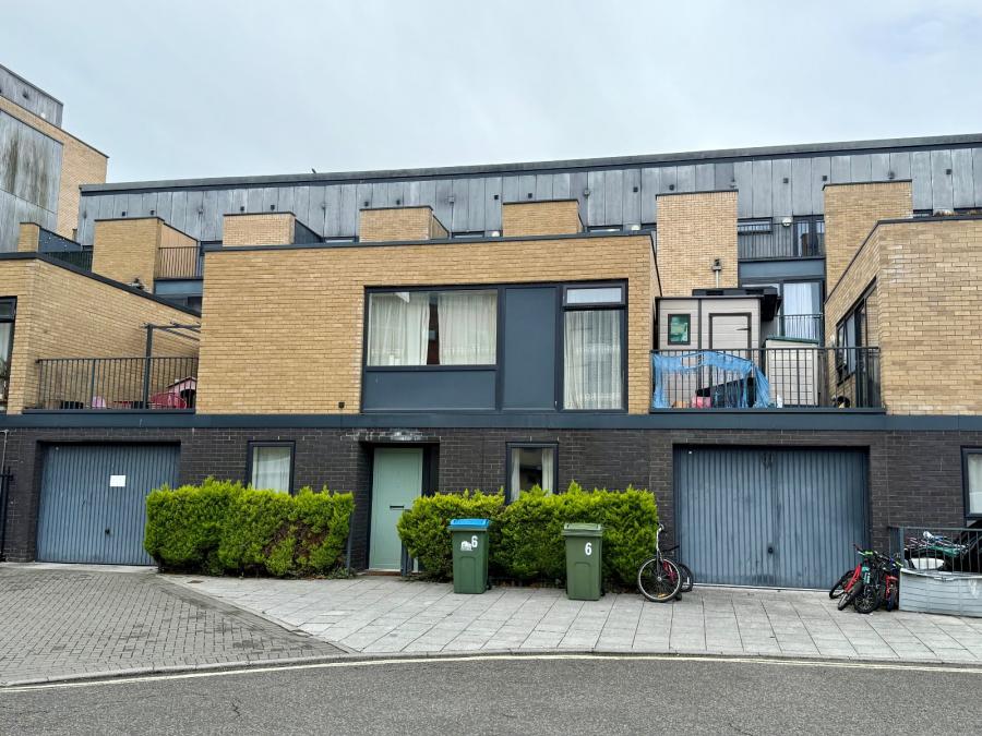 2 bedroom terraced house to rent