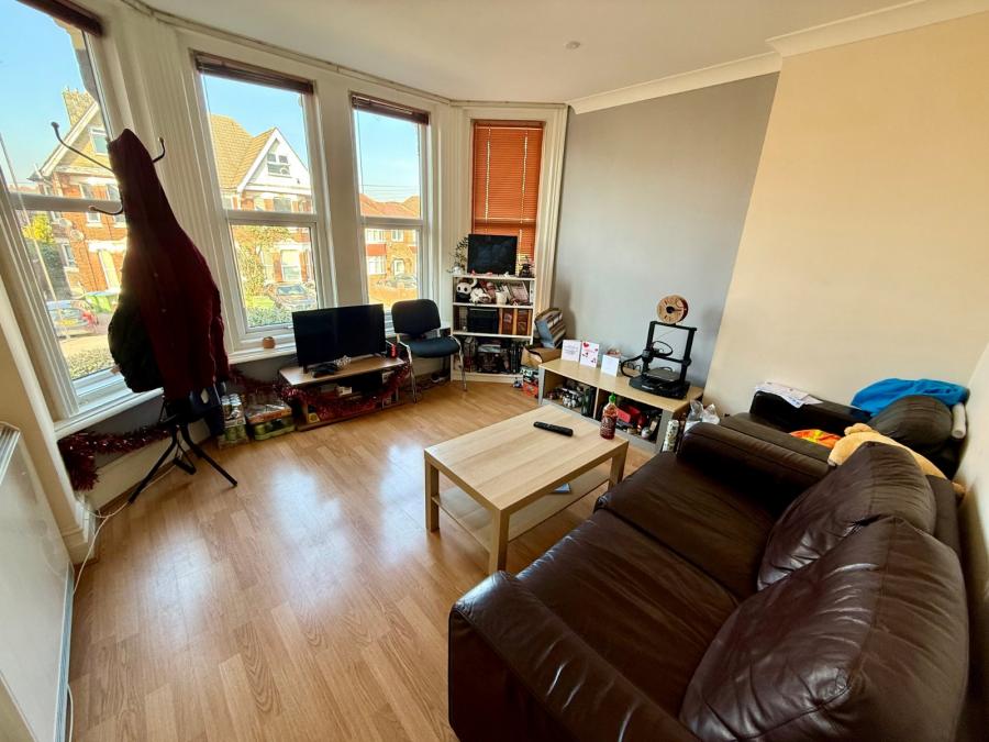 2 bedroom apartment to rent